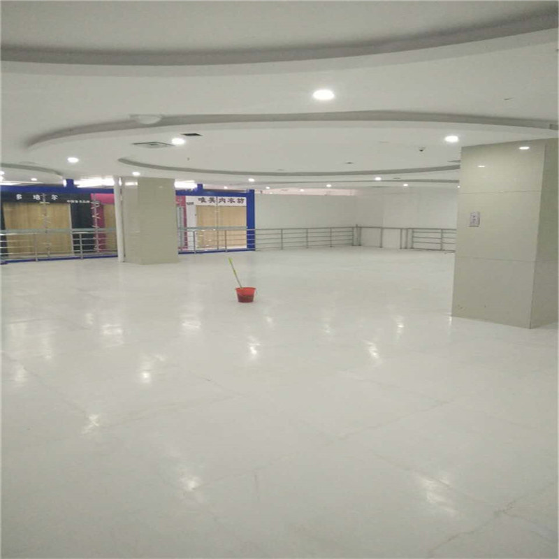 受磨滑冰場地面